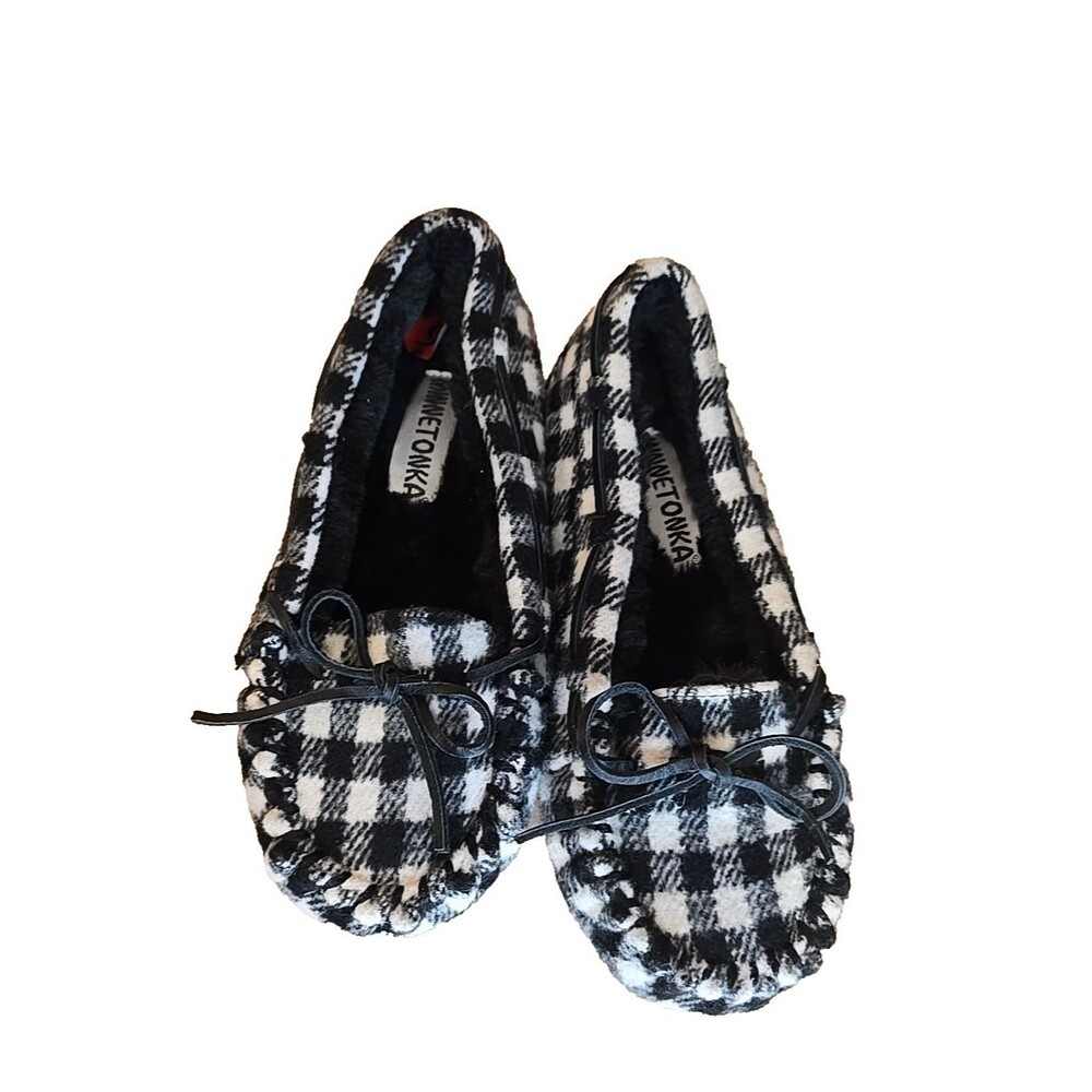 Minnetonka Womens Black & White Slip on Plaid Slippers Moccasins Size 6M